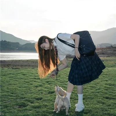 容基耶尔女士